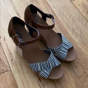 Dr Scholl’s women’s wedge shoes